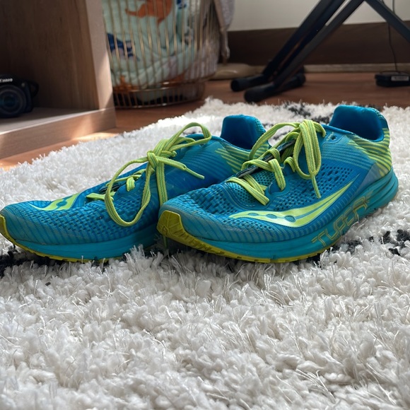 Women’s Saucony Running Shoes Type A8 | US 9.5 - Picture 2 of 6